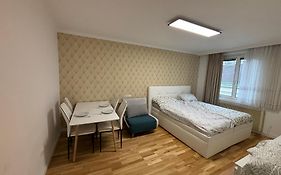 Exclusive Serviced Flat On Taborstrasse